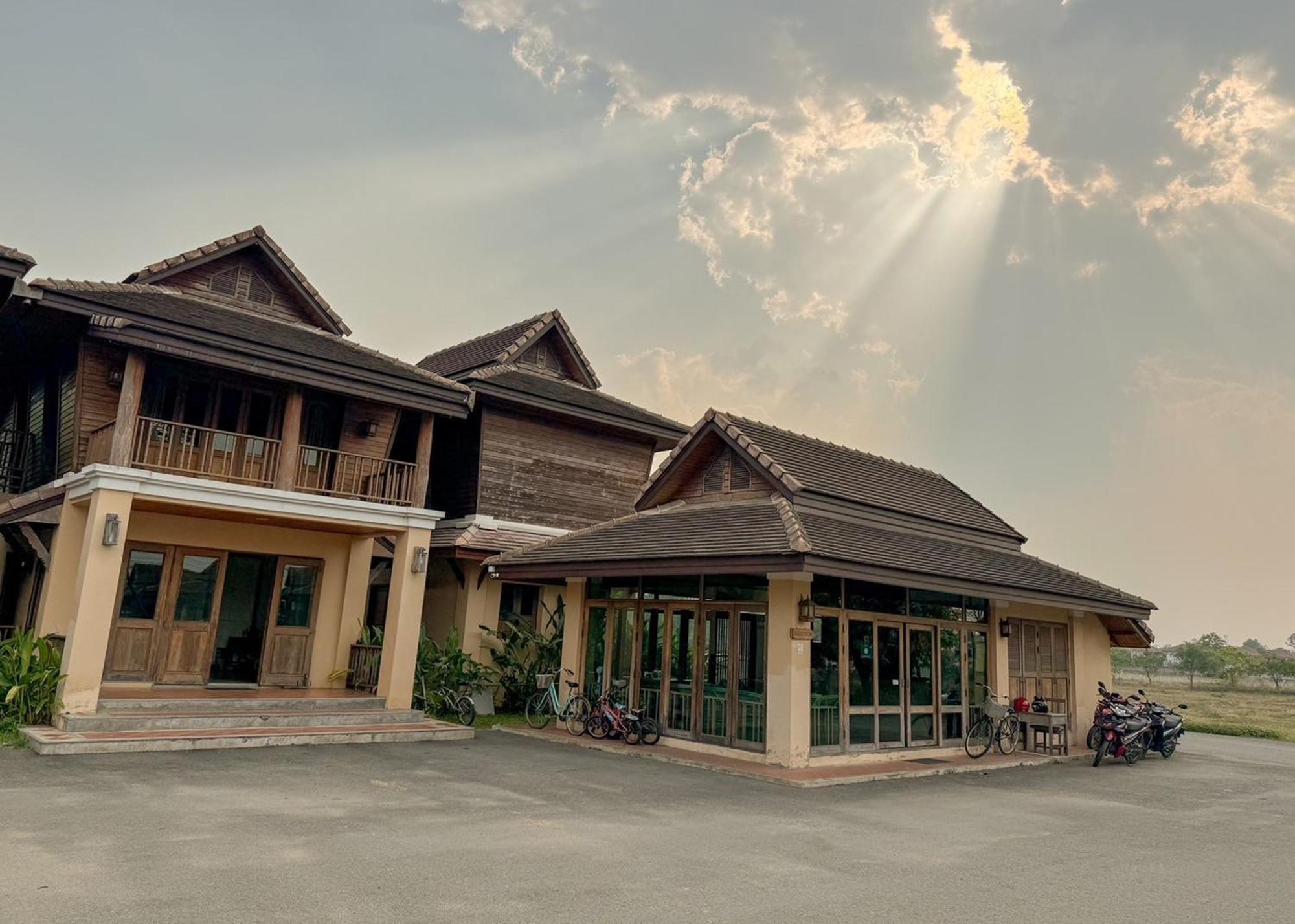 Karina Resort Чиангмай Экстерьер фото